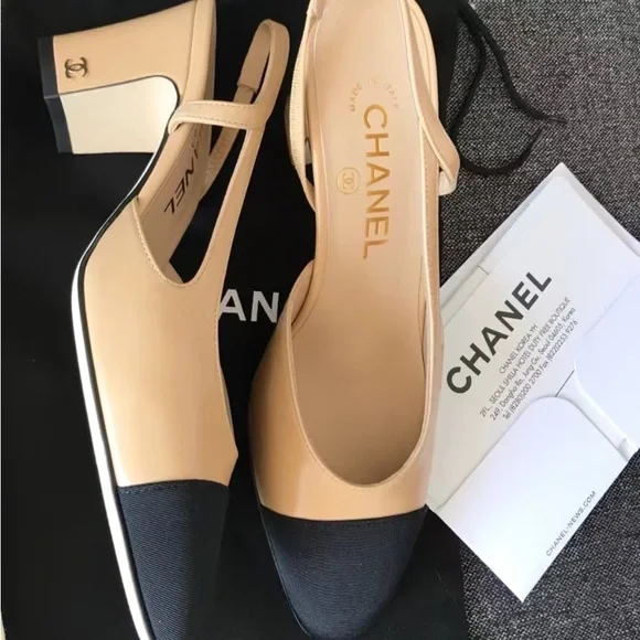 CHANEL Beige and Black Two-Tone Slingback Pumps - Picture 2 of 3